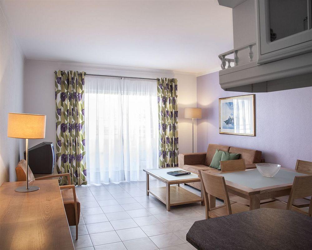 Jardim Do Vau Aparthotel Portimao Bagian luar foto